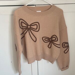 Elegant Bow Detail Sweater in Tan
